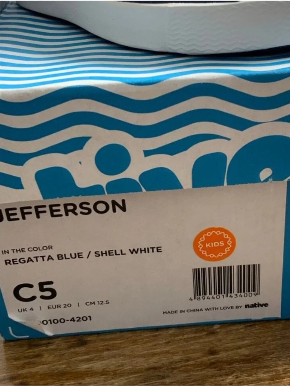 Native Jefferson‎ Boys size 5 NIB